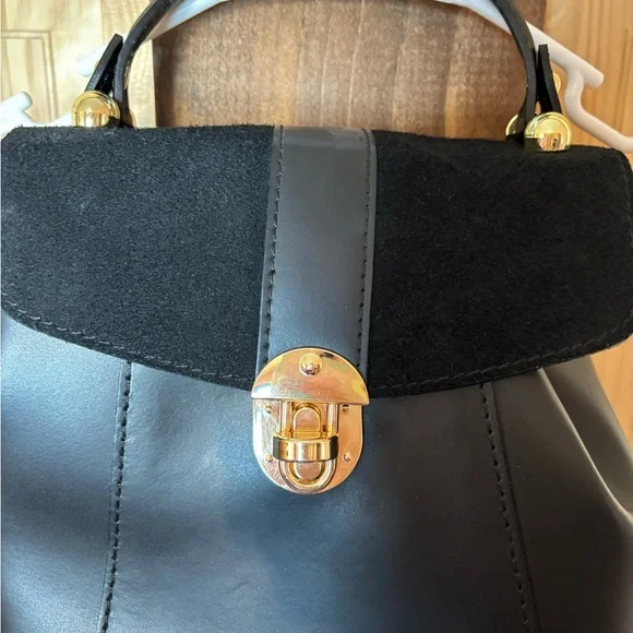 Backpack with Structured Design - Picture 5 of 14